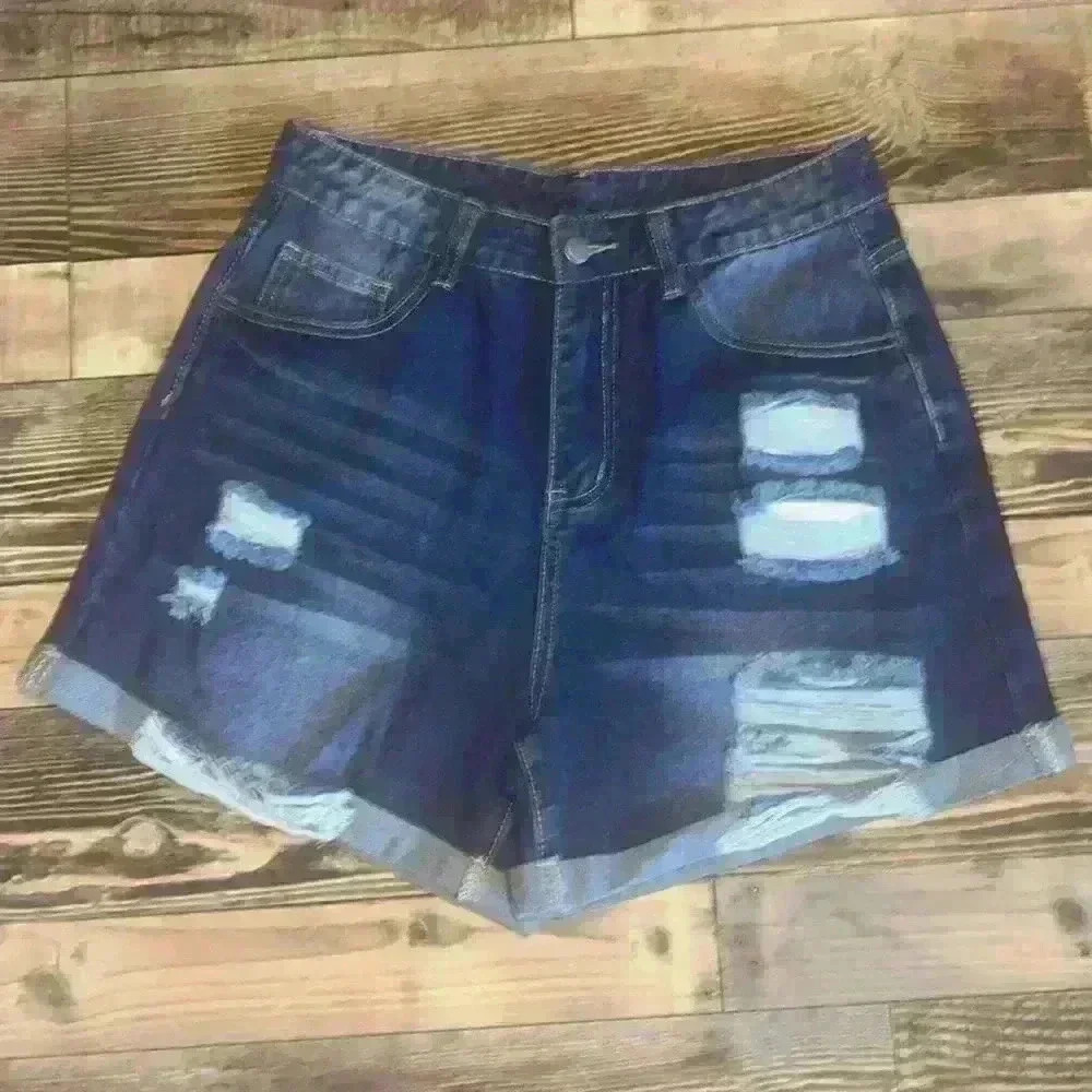 Women’s NEW SHEIN distressed shorts size large